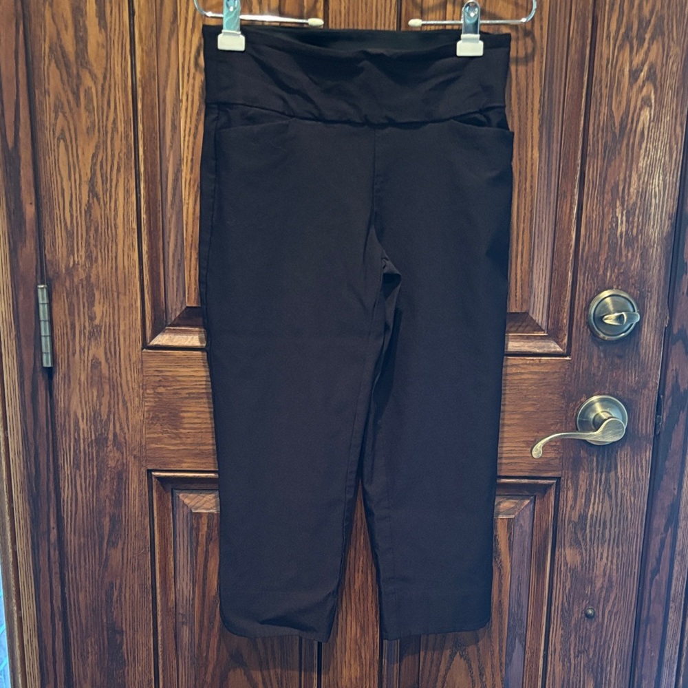 S.C. & Co. 360 Tummy Control Black Capri